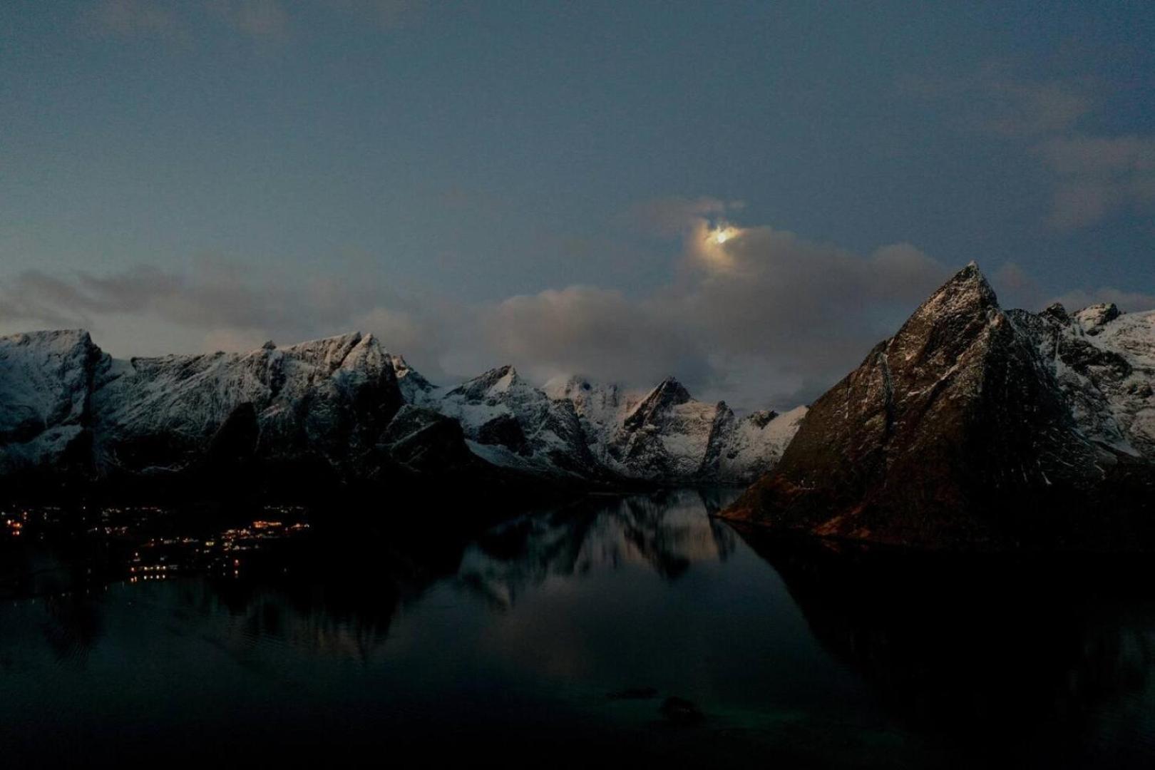 Lofoten Panoramic Luxury Home With Sauna 莫斯克内斯 外观 照片
