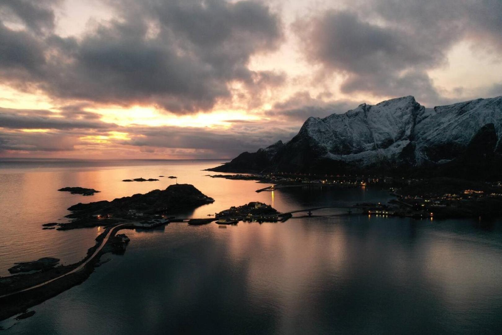 Lofoten Panoramic Luxury Home With Sauna 莫斯克内斯 外观 照片